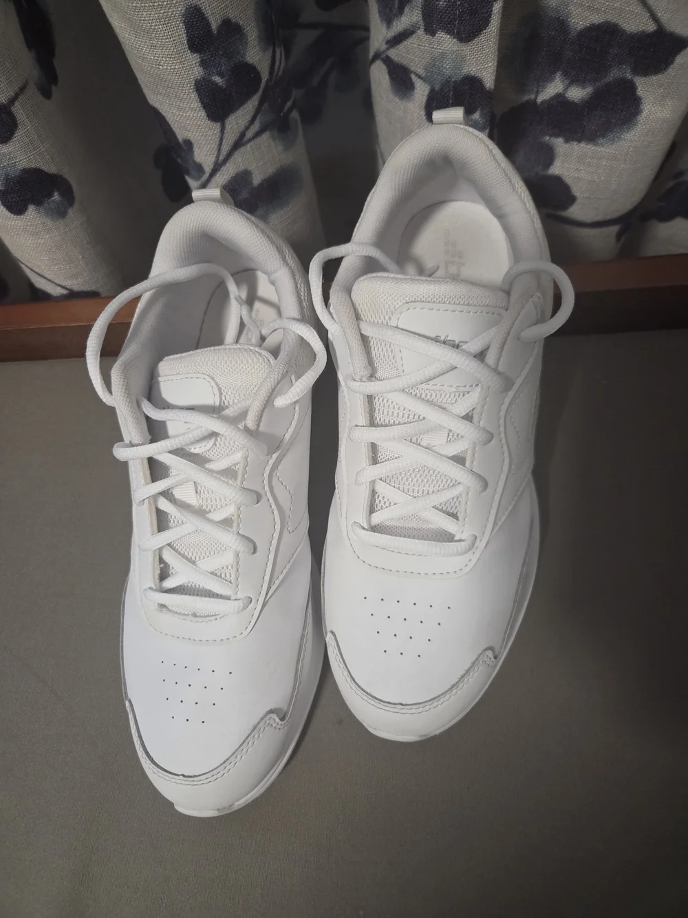 bcg White Lace-Up Athletic Sneakers
